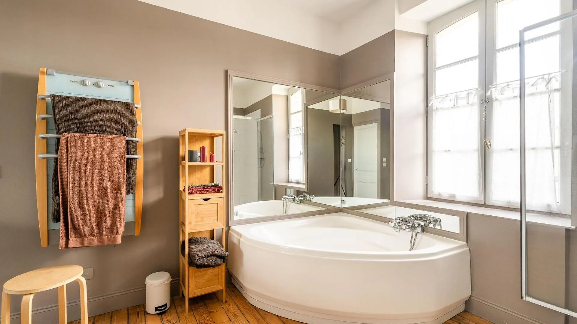 Grande Maison-Marche-10Pers-Jacuzzi-Parking Dinard Francia